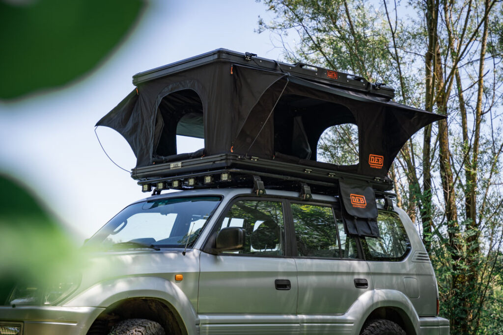 Tente de toit a coque rigide deb equipment la Penola