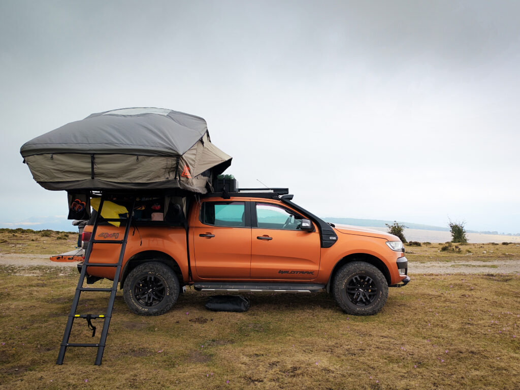 Tente de toit Melbourne III installée sur Ford Ranger
